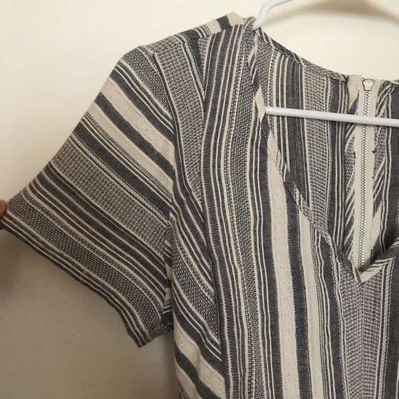 Jessica Simpson Maternity Textured Blue Stripe - Picture 2 of 4